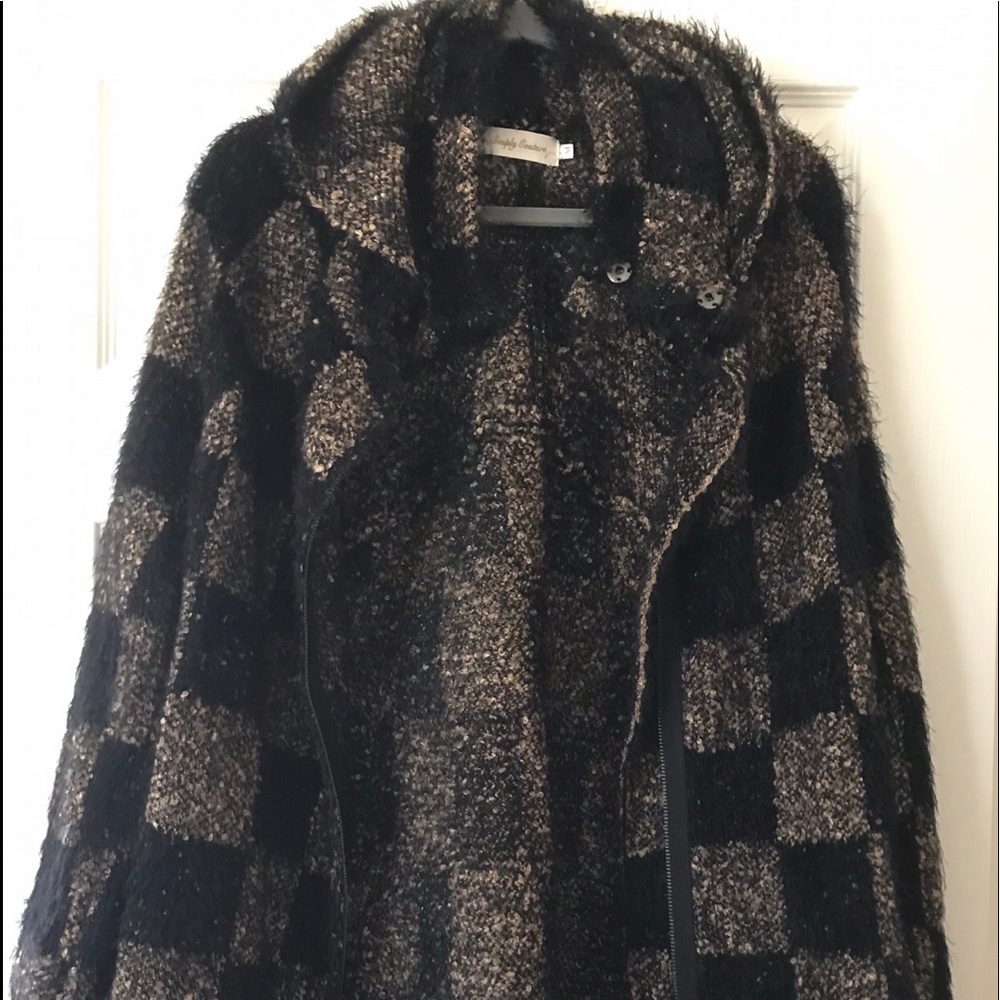 SIMPLY COUTURE,  SOFT SWEATER JACKET.